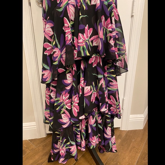 WAYF Chelsea Tiered Ruffle Maxi Dress - Picture 9 of 10